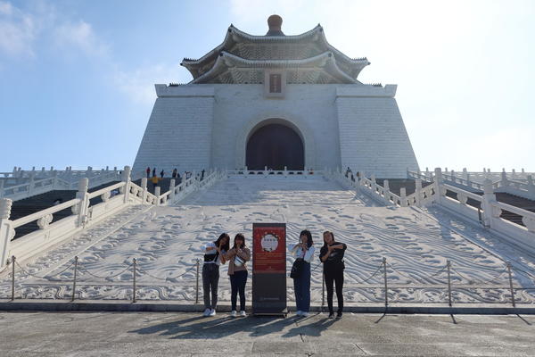 2枚目中正紀念堂.JPG